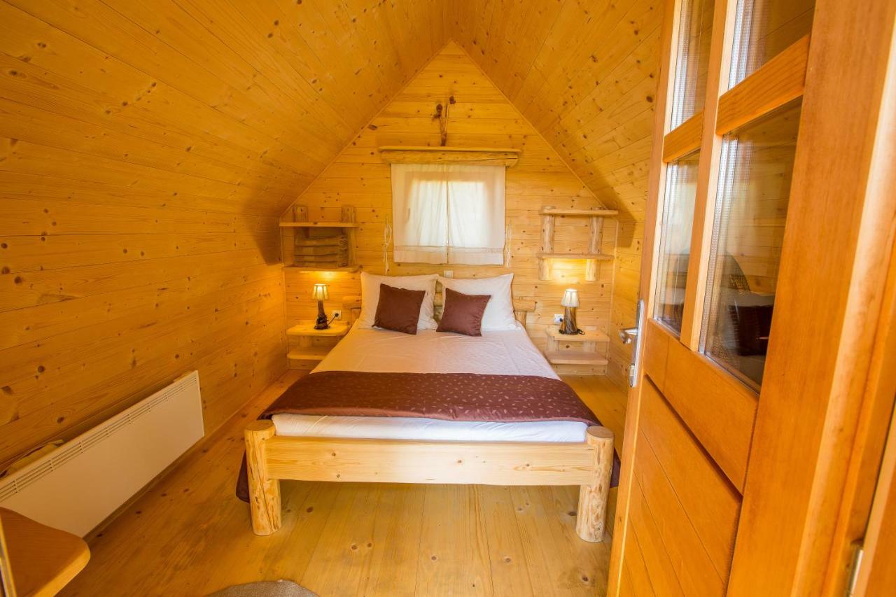 Glamping Organic Farm Slibar Villa Tržič Dış mekan fotoğraf